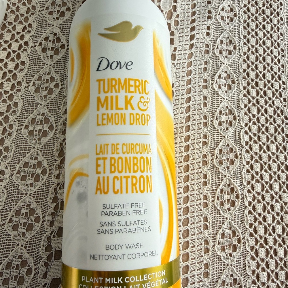 Dove Turmeric Milk & Lemon Drop Body Wash - White and Yellow
